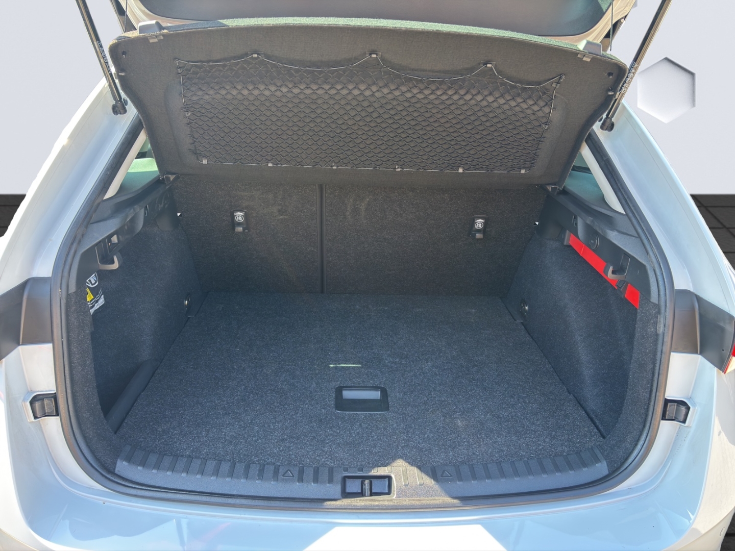 Scala Selection 1.0 TSI 85kW DSG AHZV MatrixLED GJR ACC Rückfahrkamera Sitzheizung