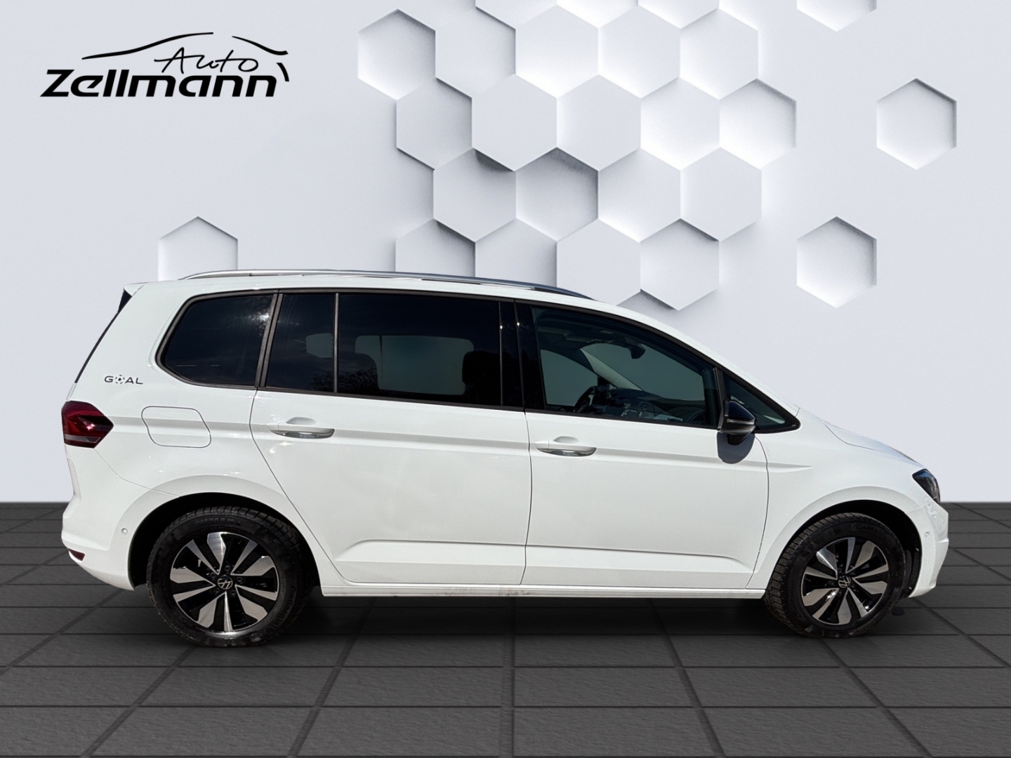 Touran BMT Start-Stopp Comfortline 1.5 TSI 110kW DSG AHZV LED GJR TrailerAssist Sitzheizung