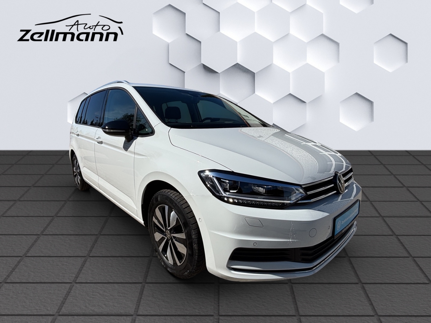 Touran BMT Start-Stopp Comfortline 1.5 TSI 110kW DSG AHZV LED GJR TrailerAssist Sitzheizung