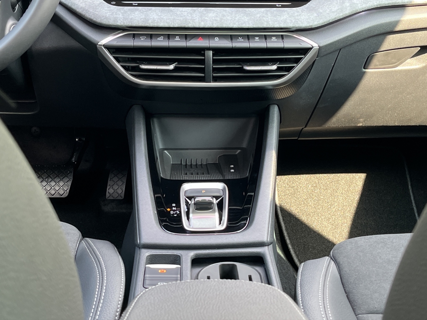 Octavia Combi 1.5 TSI mHEV 110 kW Selection HUD El. Panodach Navi Digitales Cockpit