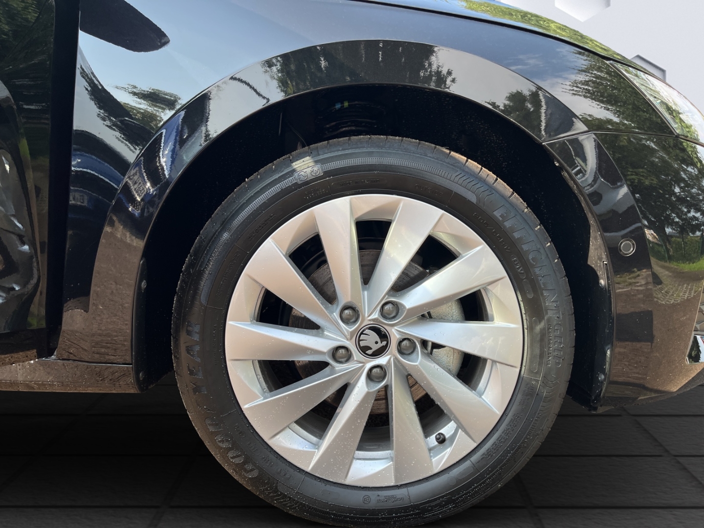 Octavia Combi 1.5 TSI mHEV 110 kW Selection HUD El. Panodach Navi Digitales Cockpit